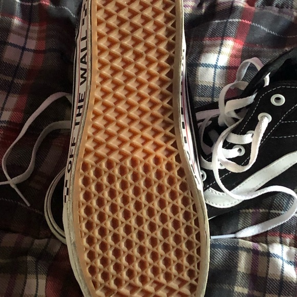 Men’s Vans High Tops - Picture 5 of 6